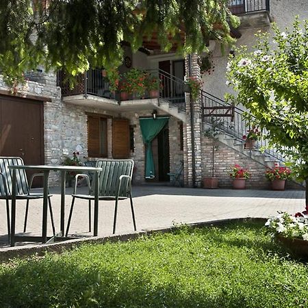 La Corte Di Nando Bed and Breakfast Varzi Exterior foto